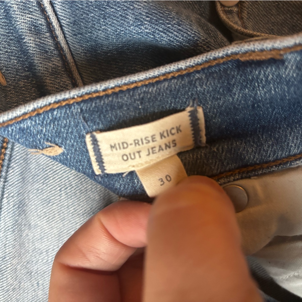Madewell Mid Rise Kick Out Jeans - Picture 4 of 10